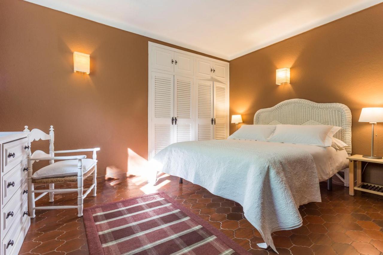 Maison d'hôtes Mas Caterina à Madremanya Extérieur photo